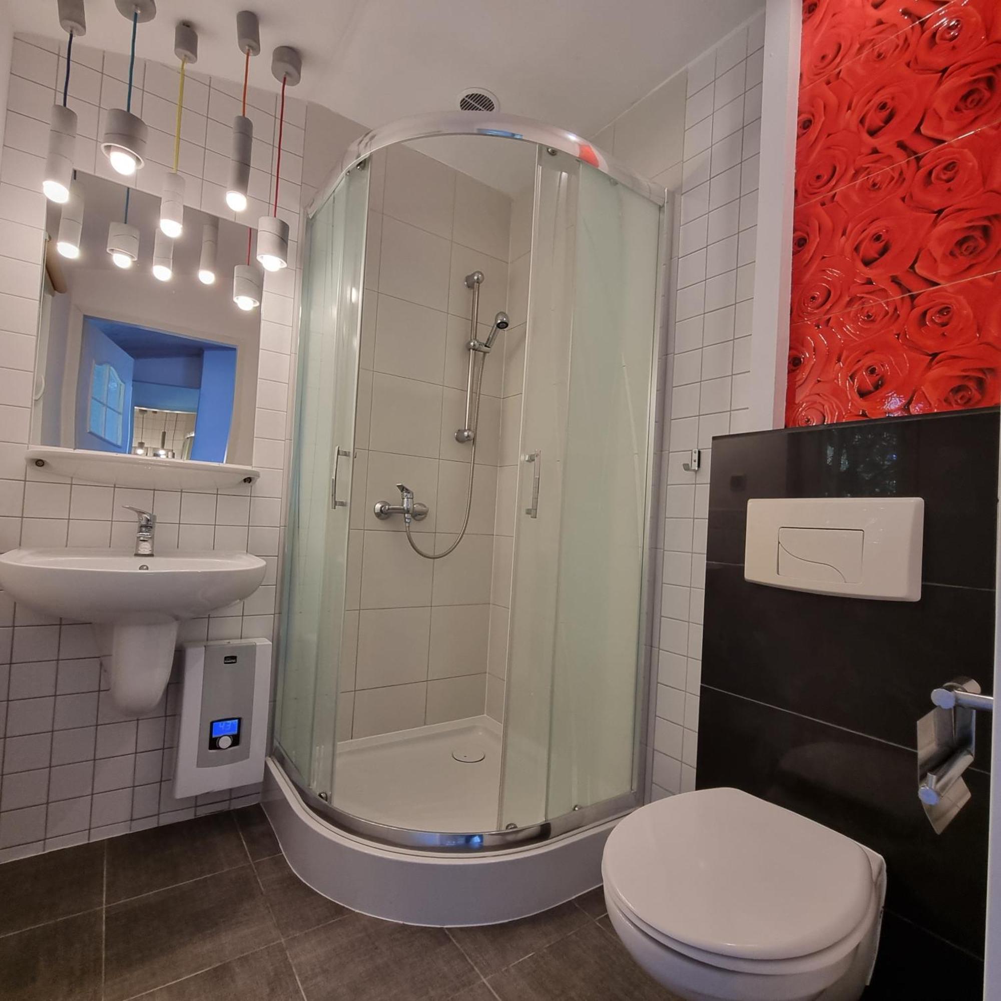 Pokoje I Apartamenty Przy Sosnowej Poddabie Esterno foto
